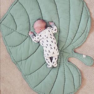 NoFred Scandinavian Leaf Blanket Play Mat